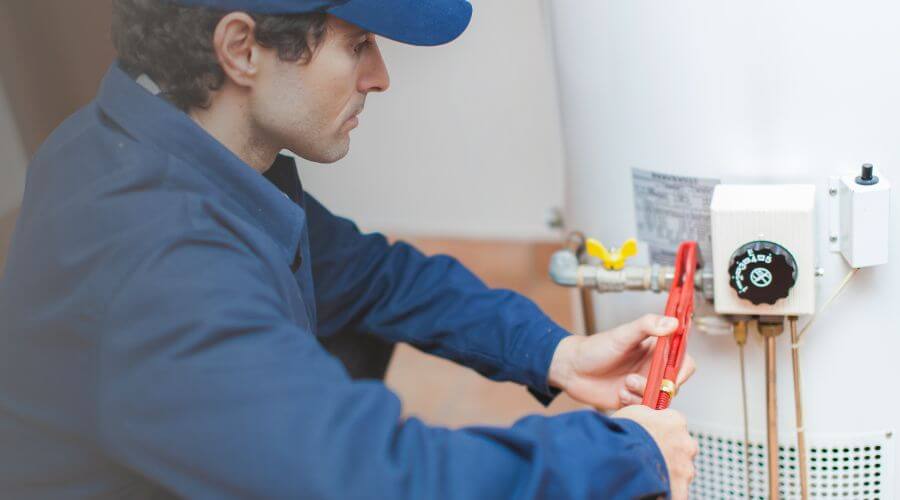 Local annual plumbing maintenance in Gonzales, CA